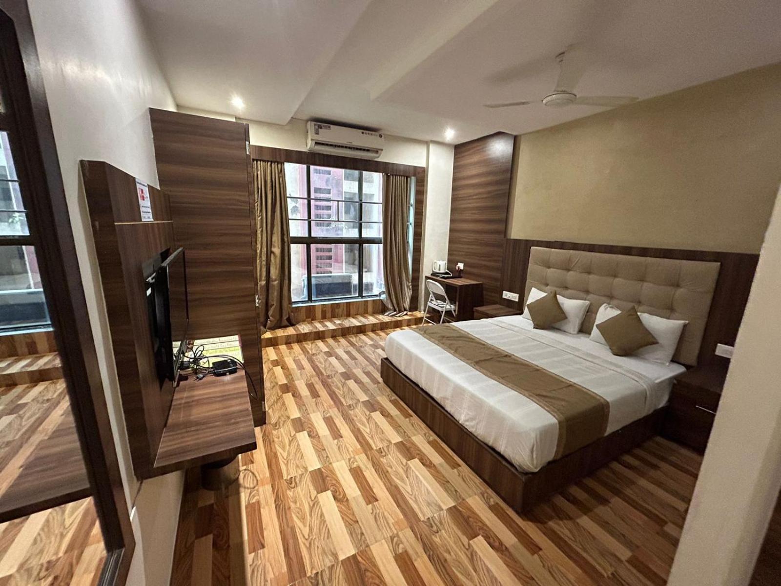 Hotel Bkc Mannat Мумбаи Экстерьер фото